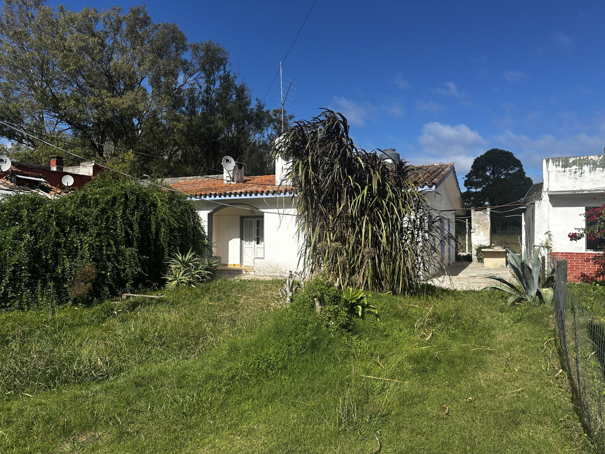Casa ID.6814 - Venta de 3 casas sobre camino Lissich Punta Ballena 