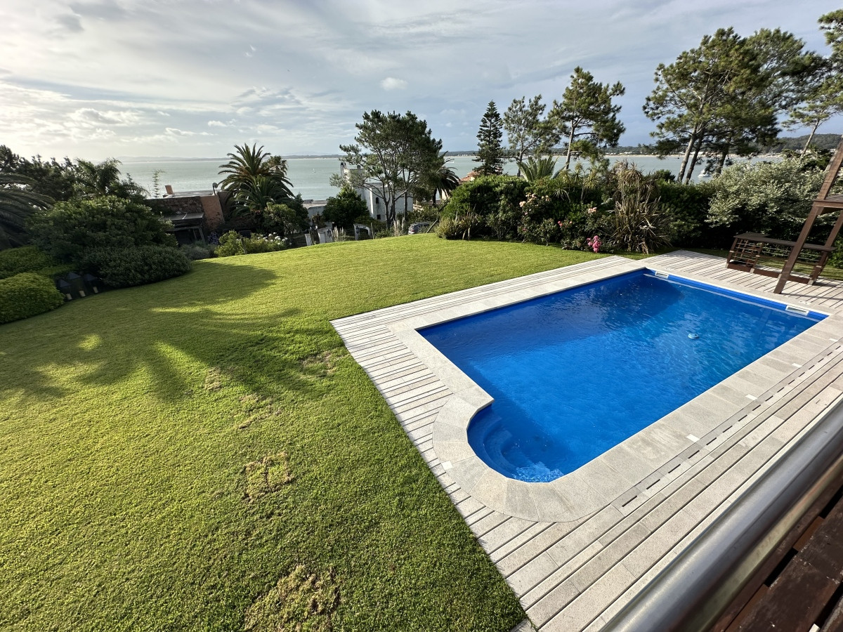Casa ID.6420 - Venta excelente casa en Punta Ballena 