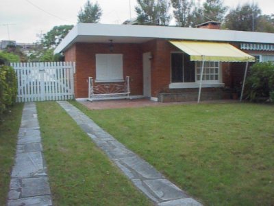 Casa en Solanas Alquiler Anual Punta del Este