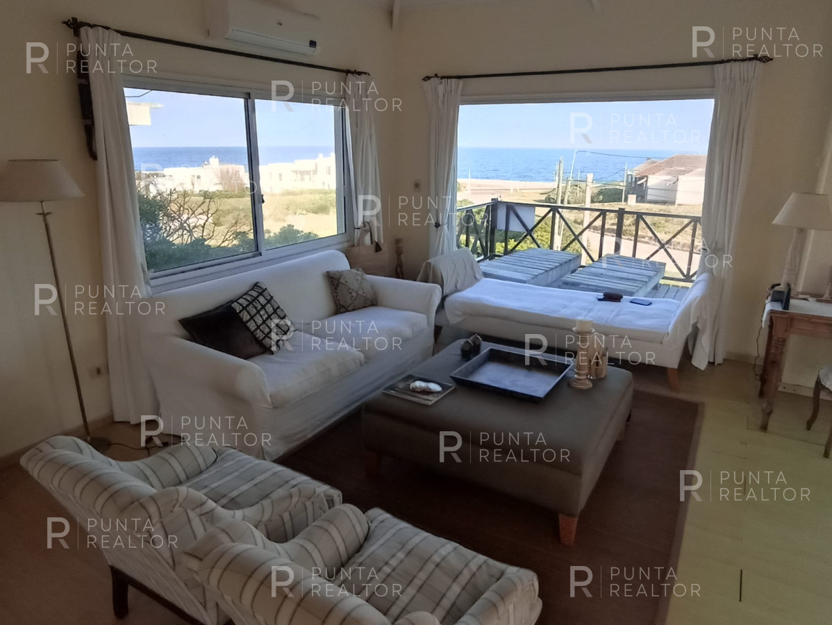 Casa ID.1241 - 4 Dormitorios con la mejor vista de Montoya con Jardin de 1200 mts2