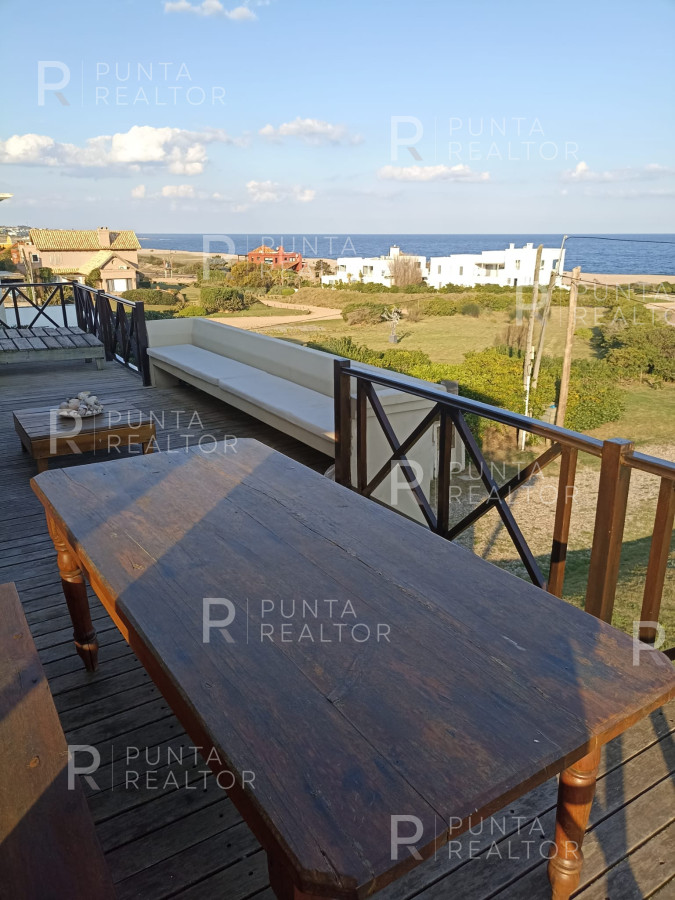 Casa ID.1241 - 4 Dormitorios con la mejor vista de Montoya con Jardin de 1200 mts2