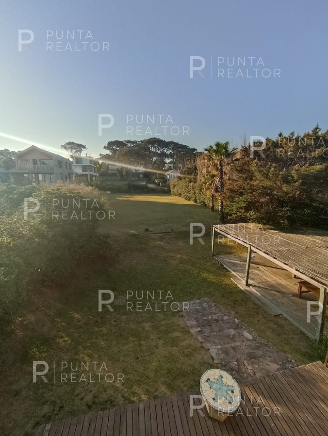 Casa ID.1241 - 4 Dormitorios con la mejor vista de Montoya con Jardin de 1200 mts2