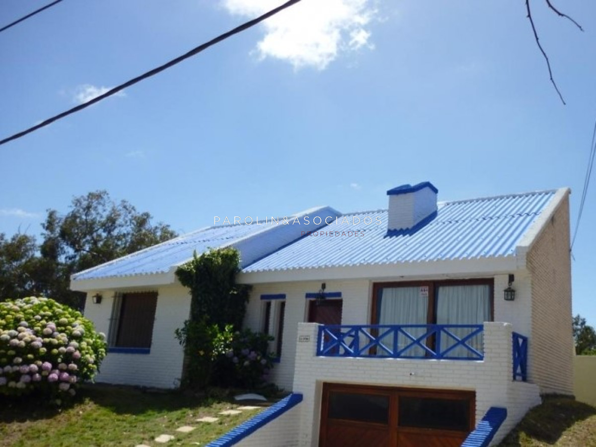 Oportunidad para inversión! Casa a Reciclar en la mejor zona de la Barra