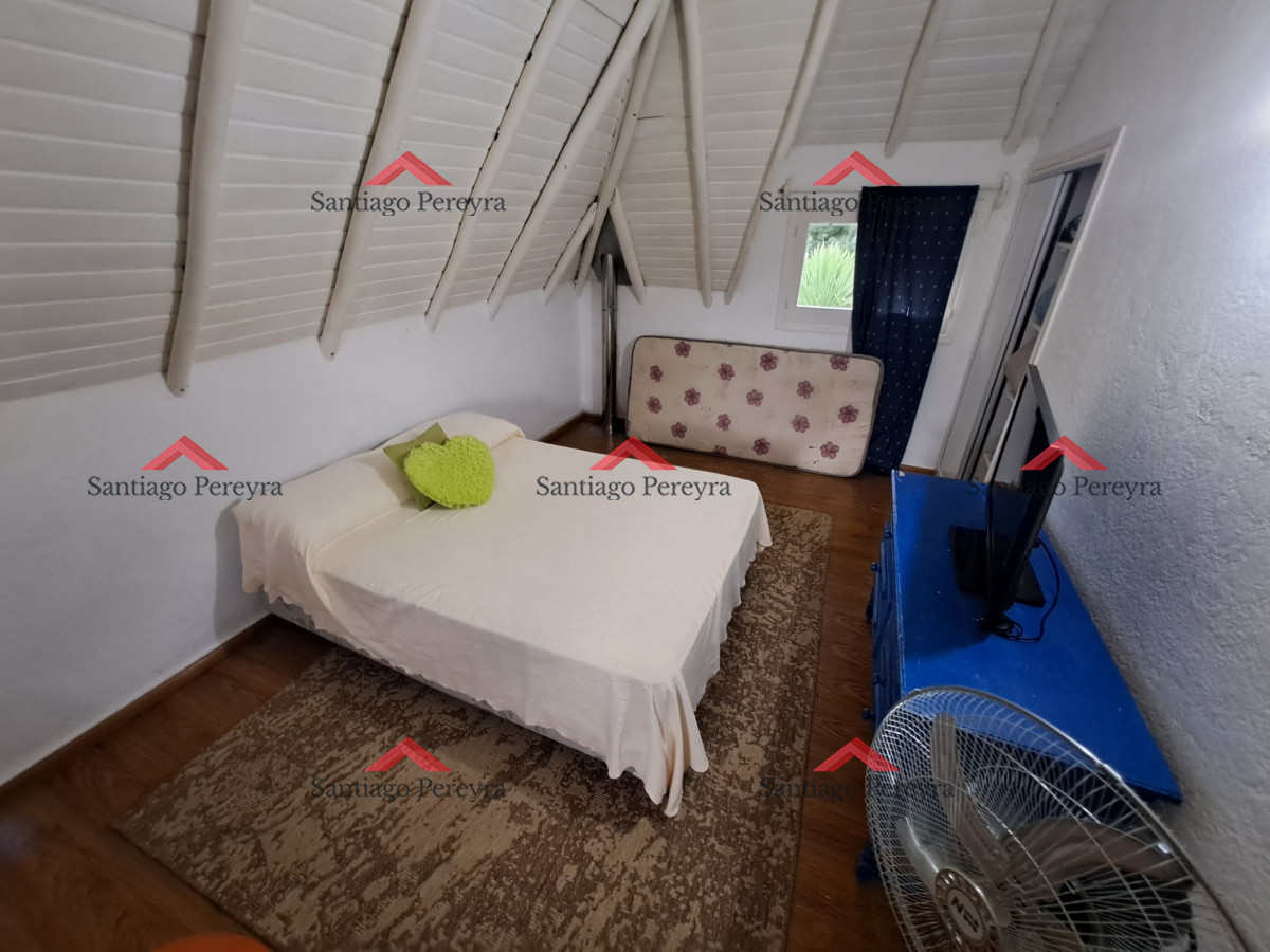 Casa ID.14446 - Alquiler anual en Punta del este 3 dormitorios y Piscina. Pegada al IC