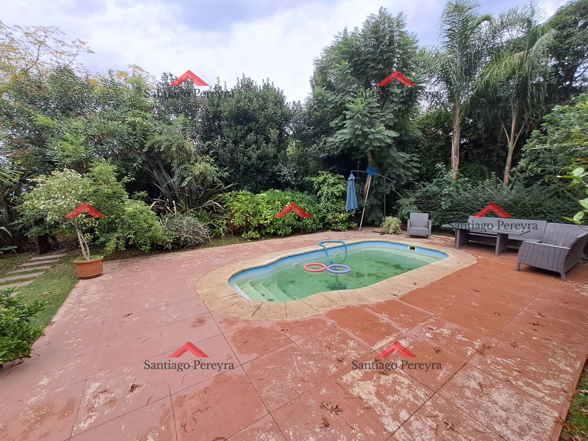 Casa ID.14446 - Alquiler anual en Punta del este 3 dormitorios y Piscina. Pegada al IC
