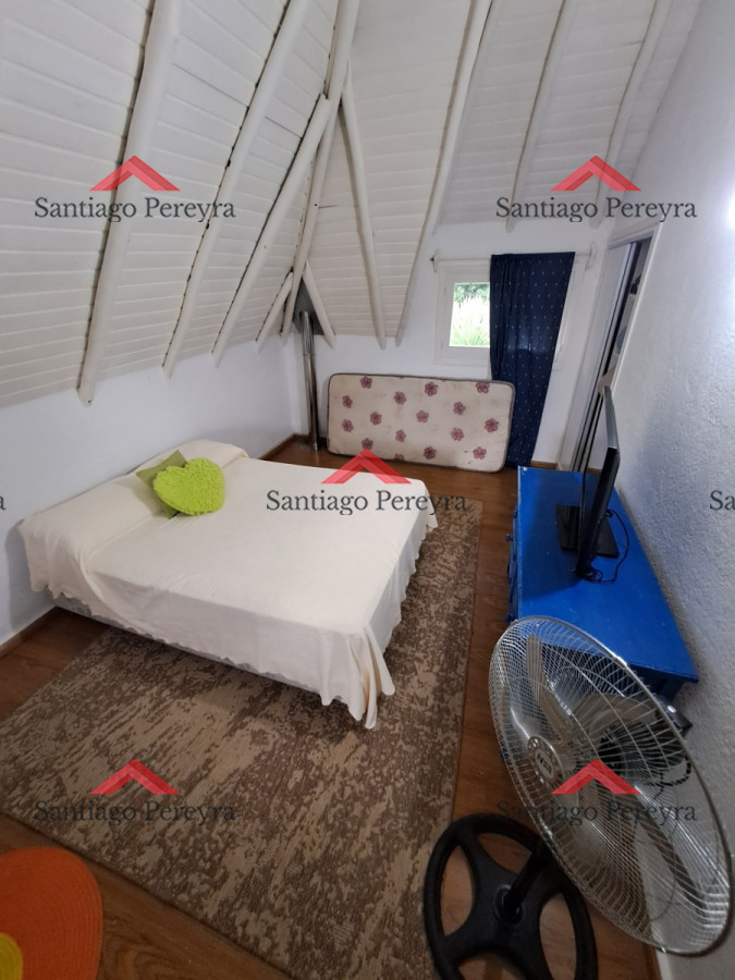 Casa ID.14446 - Alquiler anual en Punta del este 3 dormitorios y Piscina. Pegada al IC