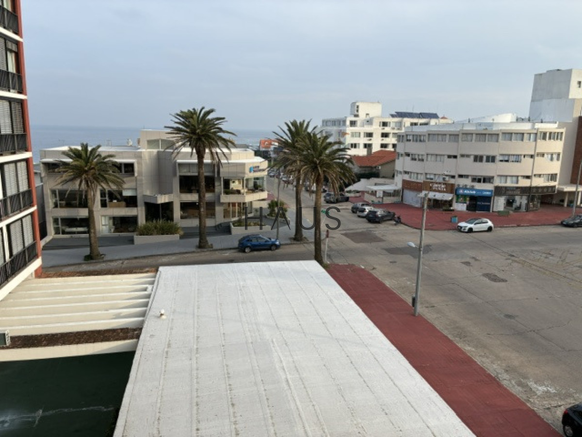 Apartamento ID.1070 - Apartamento en Península, a pasos del mar
