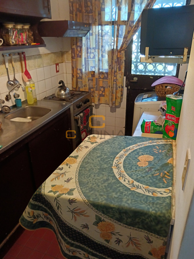 Apartamento ID.1563 - VENTA APARTAMENTO LIVING COMEDOR DOS DORMITORIOS UN BAÑO COCINA DEFINIDA LA BLANQUEADA.