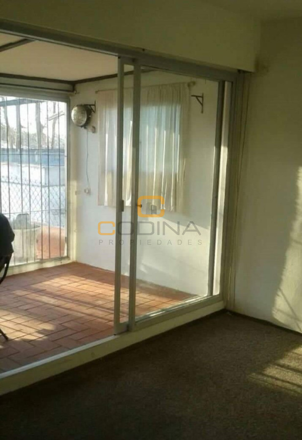 Apartamento ID.1486 - VENTA APARTAMENTO LIVING COMEDOR UN BAÑO DOS DORMITORIO COCINA DEFINIA BARBACOA CORDON  