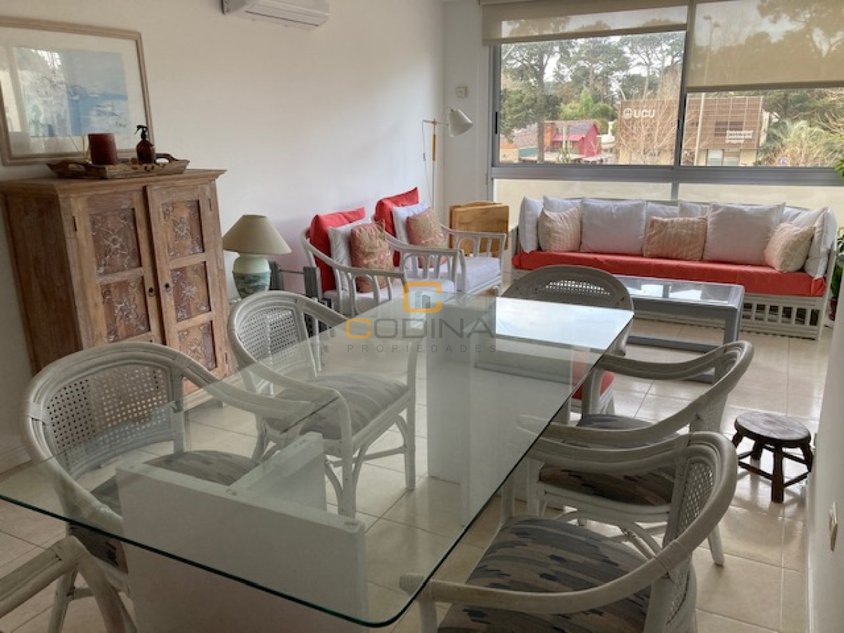 Apartamento ID.772 - Amplio apartamento en torre de categoría.