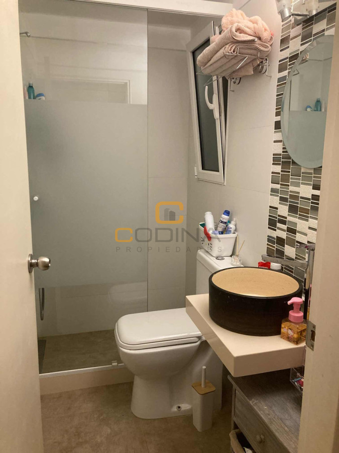 Apartamento ID.1565 - VENTA APARTAMENTO LIVING COMEDOR TRES DORMITORIOS DOS BAÑOS COCINA DEFINIDA PUNTA CARRETAS.