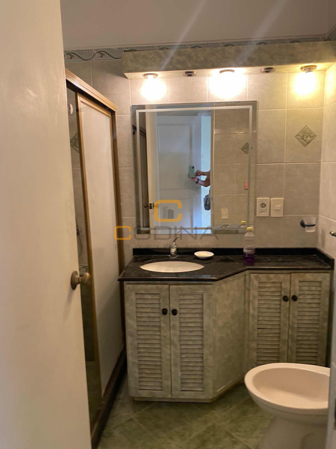 Apartamento ID.1502 - VENTA APARTAMENTO LIVING COCINA COMEDOR DOS DORMITORIOS DOS BAÑOS GARAGE PUNTA CARRETAS