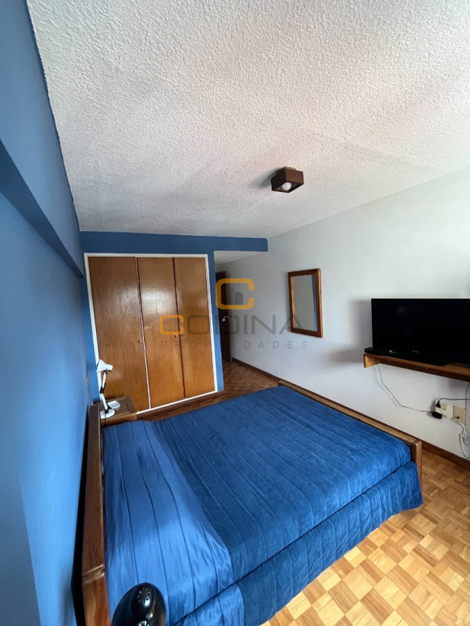 Apartamento ID.1427 - VENTA APARTAMENTO LIVING COMEDOR DOS DORMITORIOS DOS BAÑOS COCINA DEFINIDA BALCON GARAGE VILLA BIARRITZ 