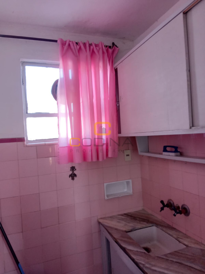 Apartamento ID.1486 - VENTA APARTAMENTO LIVING COMEDOR UN BAÑO DOS DORMITORIO COCINA DEFINIA BARBACOA CORDON  