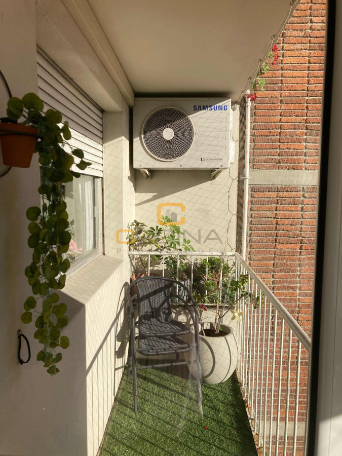Apartamento ID.1565 - VENTA APARTAMENTO LIVING COMEDOR TRES DORMITORIOS DOS BAÑOS COCINA DEFINIDA PUNTA CARRETAS.