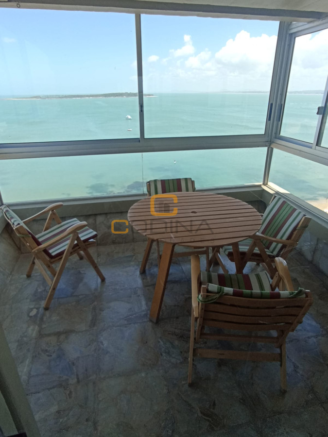 Apartamento ID.496 - La mejor ubicacion y vista de la Playa Mansa desde un piso 16 con 3 dormitorios
