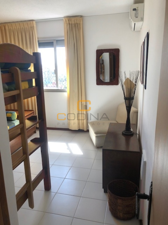 Apartamento ID.1566 - Hermoso apartamento en torre de categoria