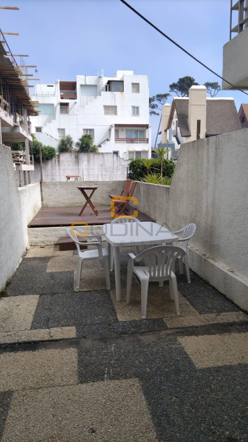 Apartamento ID.1571 - Hermoso apartamento en edificio frente al mar