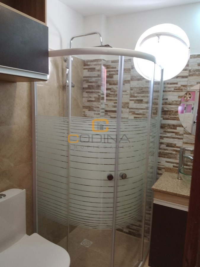 Apartamento ID.1562 - VENTA APARTAMENTO LIVING COMEDOR DOS DORMITORIOS UN BAÑO COCINA INTEGRADA CIUDAD VIEJA.