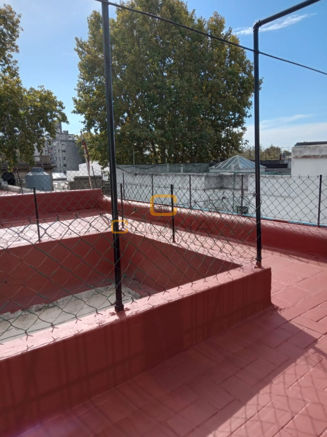 Apartamento ID.1486 - VENTA APARTAMENTO LIVING COMEDOR UN BAÑO DOS DORMITORIO COCINA DEFINIA BARBACOA CORDON  