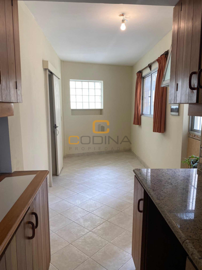 Apartamento ID.1502 - VENTA APARTAMENTO LIVING COCINA COMEDOR DOS DORMITORIOS DOS BAÑOS GARAGE PUNTA CARRETAS