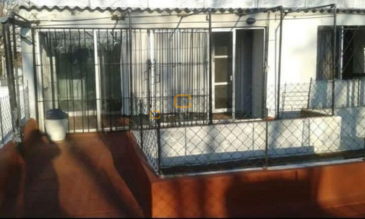 Apartamento ID.1486 - VENTA APARTAMENTO LIVING COMEDOR UN BAÑO DOS DORMITORIO COCINA DEFINIA BARBACOA CORDON  