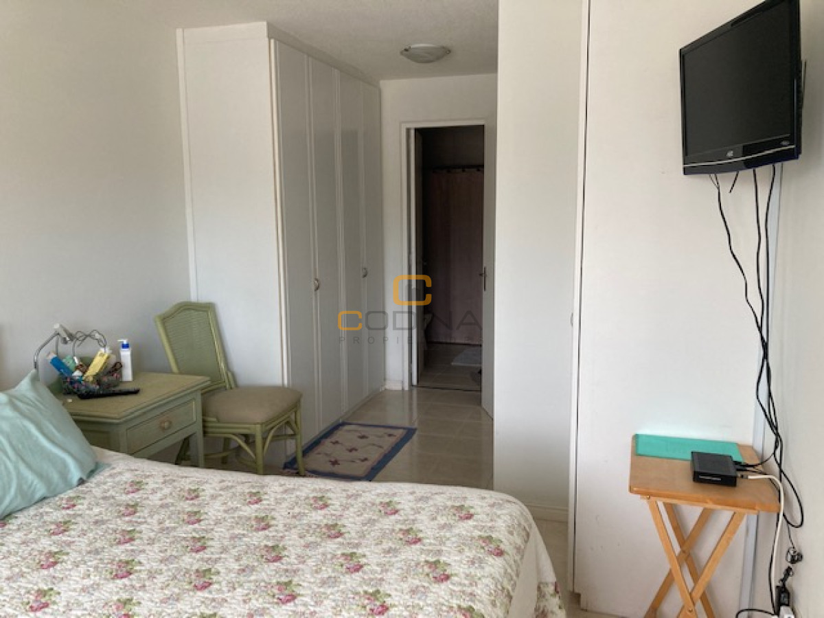 Apartamento ID.772 - Amplio apartamento en torre de categoría.