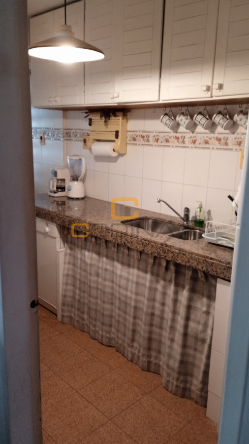 Apartamento ID.1474 - VENTA APARTAMENTO LIVING COMEDOR DOS DORMITORIOS UN BAÑOS COCINA DEFINIDA  CORDON
