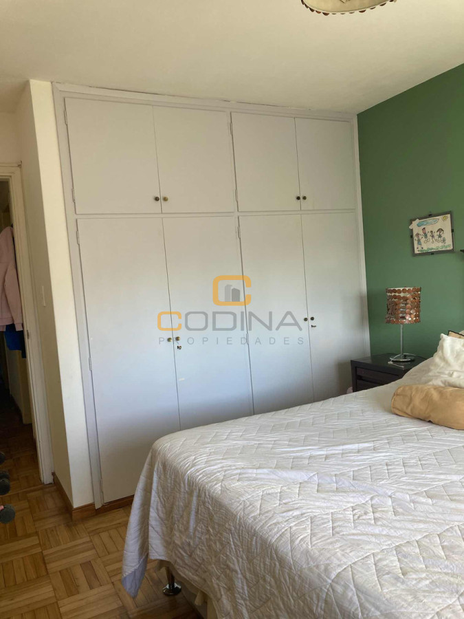Apartamento ID.1565 - VENTA APARTAMENTO LIVING COMEDOR TRES DORMITORIOS DOS BAÑOS COCINA DEFINIDA PUNTA CARRETAS.