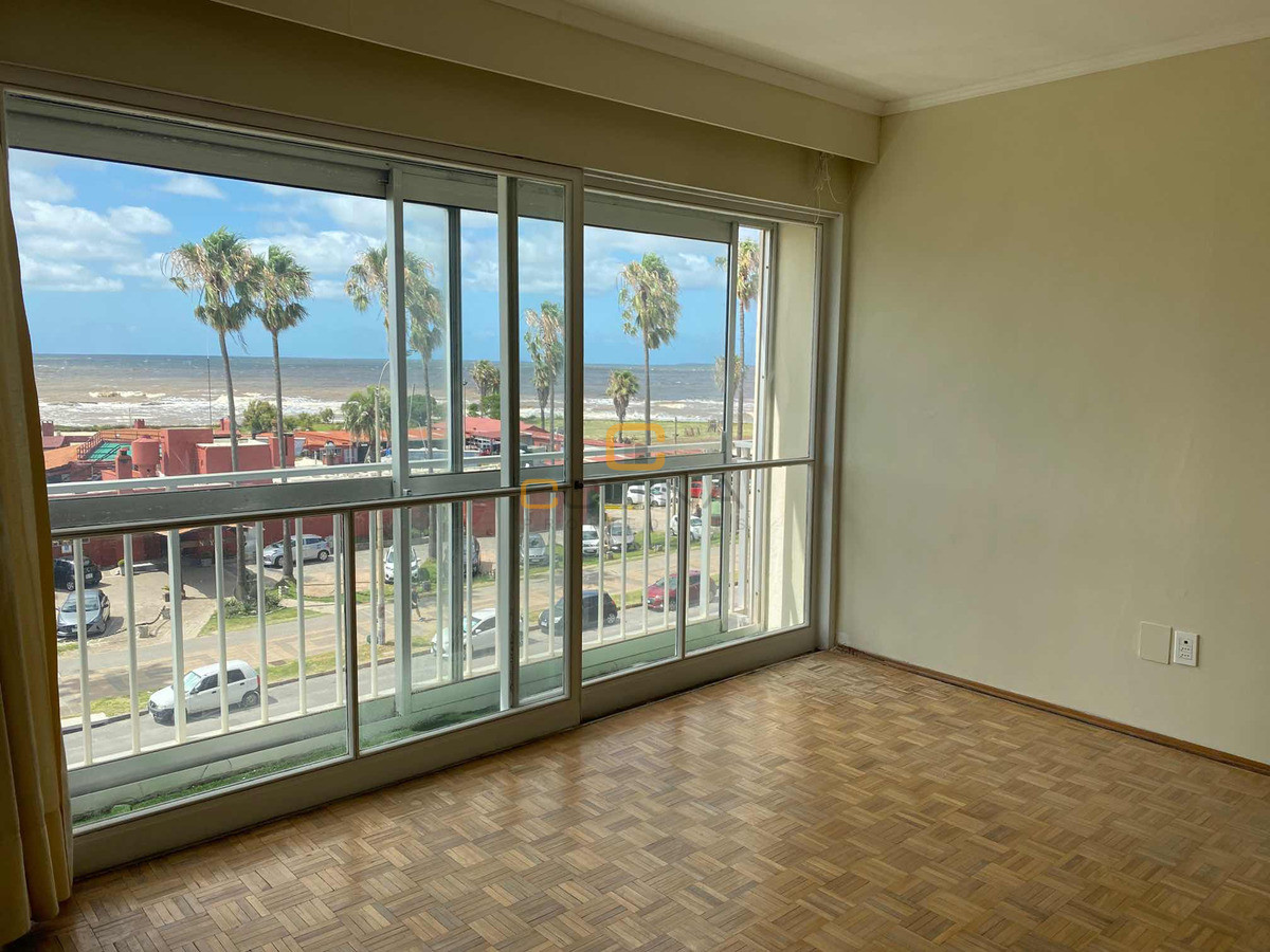 Apartamento ID.1502 - VENTA APARTAMENTO LIVING COCINA COMEDOR DOS DORMITORIOS DOS BAÑOS GARAGE PUNTA CARRETAS