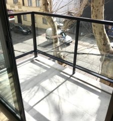 VENTA APARTAMENTO LIVING COMEDOR DOS DORMITORIOS UN BAÑOS COCINA INTEGRADA Y BALCON  BARRIO SUR