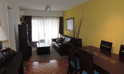 Apartamento En Venta 2  Dormitorios, 2 Baños,  Living Comedor,  Cocina con Terraza Lavadero y Garage -26 De Marzo - Pocitos