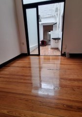 Apartamento En Venta , Living Comedor, 2 Dormitorios, 1 Baños, Cocina Integrada y Patio- Avenida Uruguay-Centro