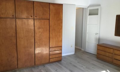 Apartamento En Venta Living Comedor, 1 Dormitorio, Cocina Definida y Baños Completo -Mercedes-Cordon.