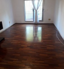 Apartamento En Venta Living Comedor, 2 Dormitorios, 1 Baños, Terraza y Cocina Definida Con Terraza Lavadero -Maldonado -Centro