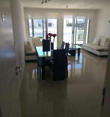 Apartamento para vivir todo el año en Punta