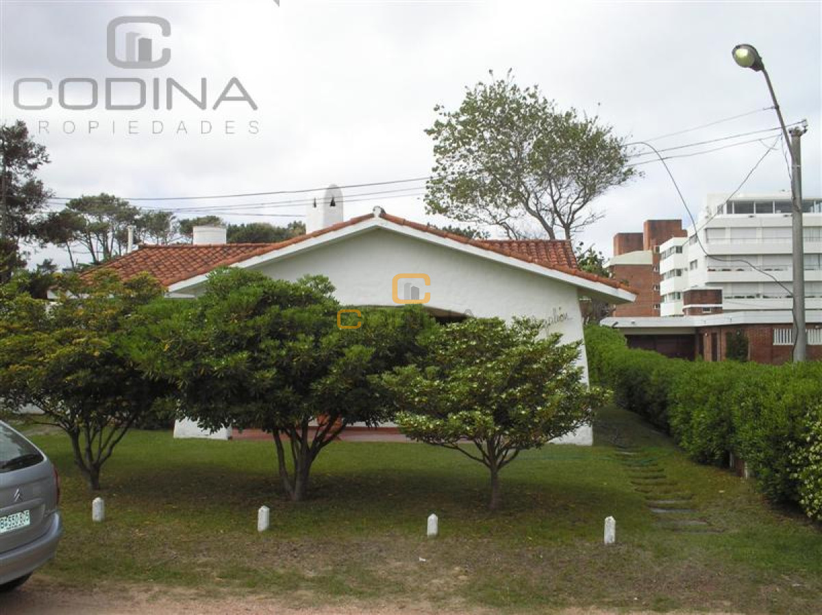 Casa ID.242 - Casa en Punta del Este, Brava