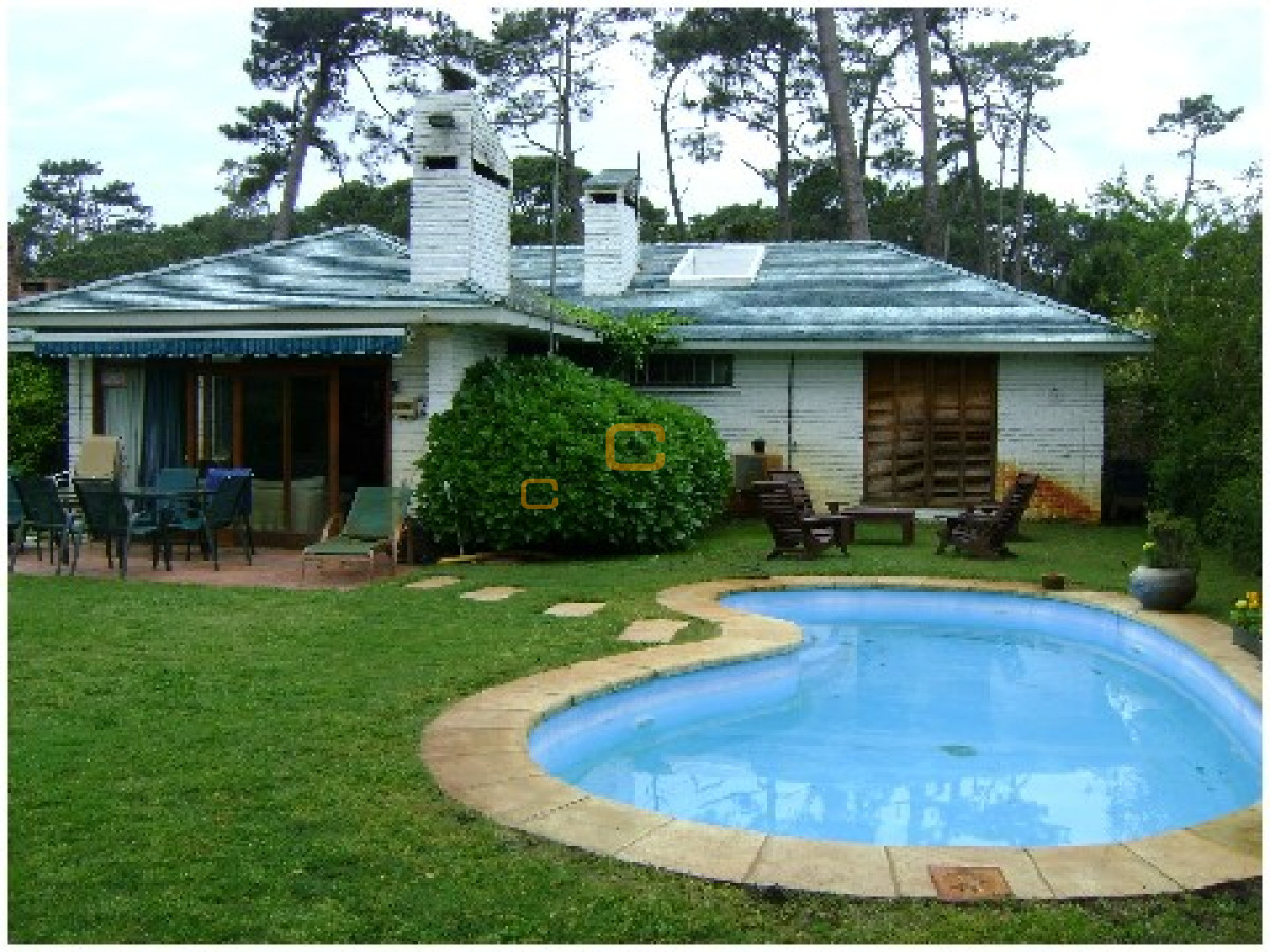 Casa ID.358 - Casa en Punta del Este, Cantegril