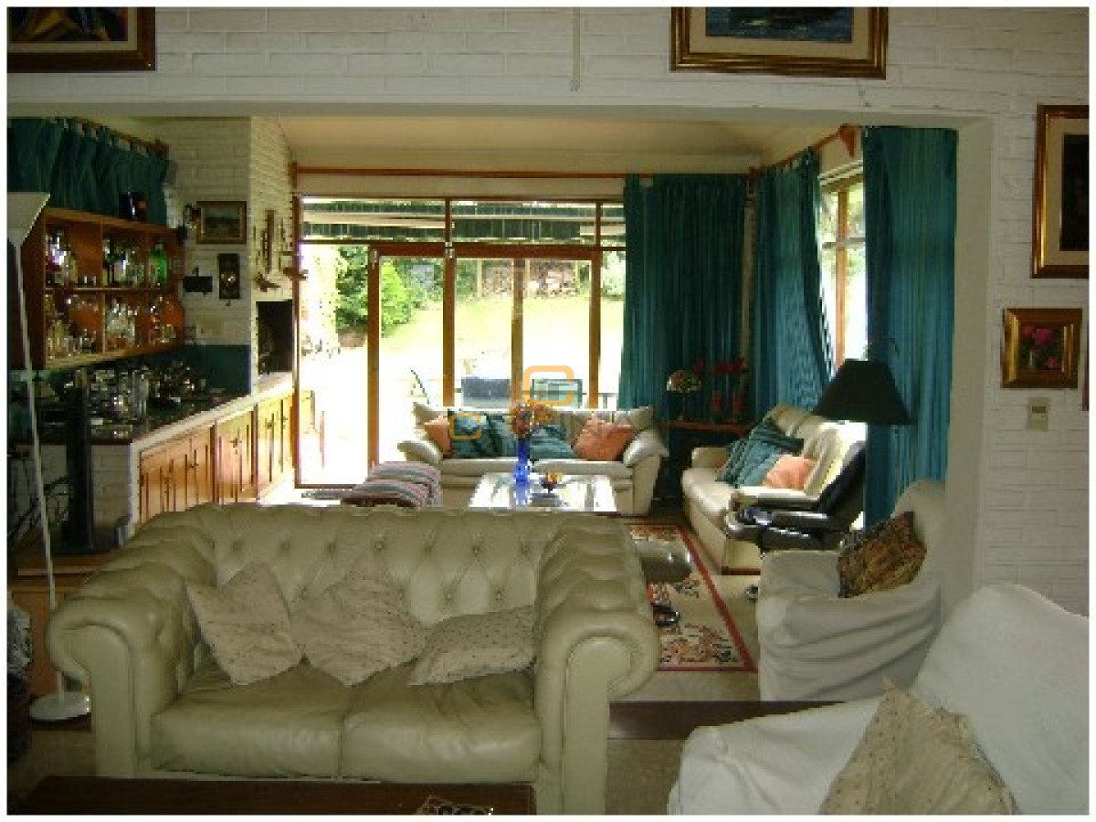 Casa ID.358 - Casa en Punta del Este, Cantegril