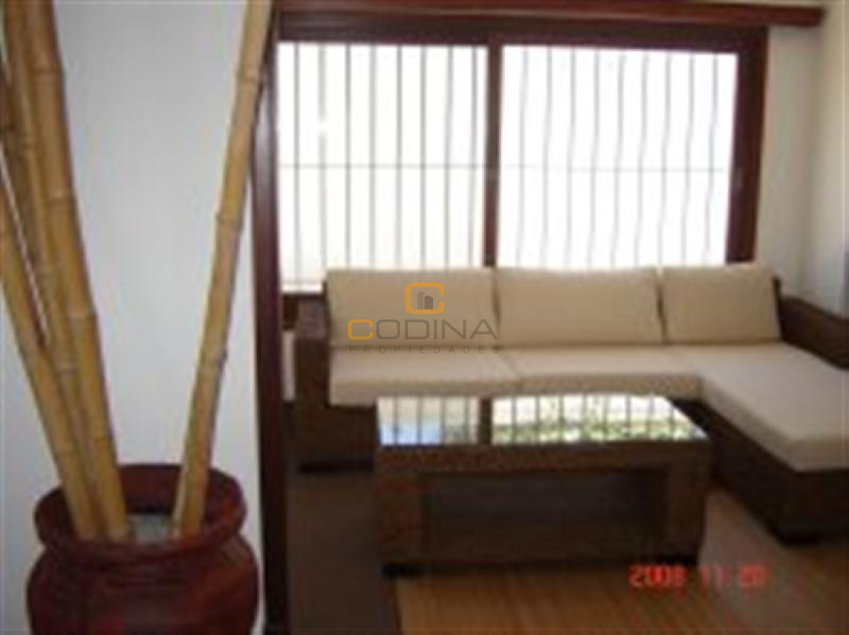 Casa ID.415 - California y Miami