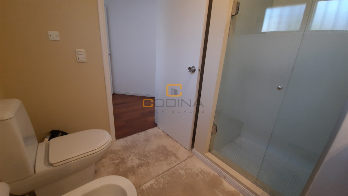 Casa ID.1024 - Preciosa casa de 4 dormitorios y todas las comodidades para vivir todo el año en barrio tranquilo y seguro