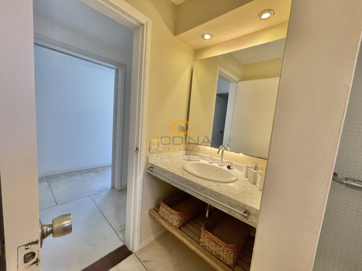 Casa ID.1024 - Preciosa casa de 4 dormitorios y todas las comodidades para vivir todo el año en barrio tranquilo y seguro