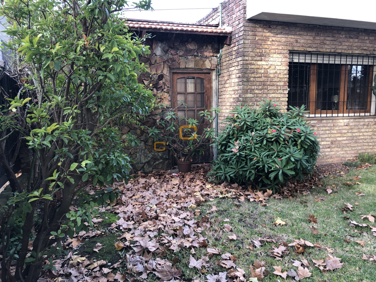 Casa ID.1572 - Casa en Montevideo, Carrasco Norte