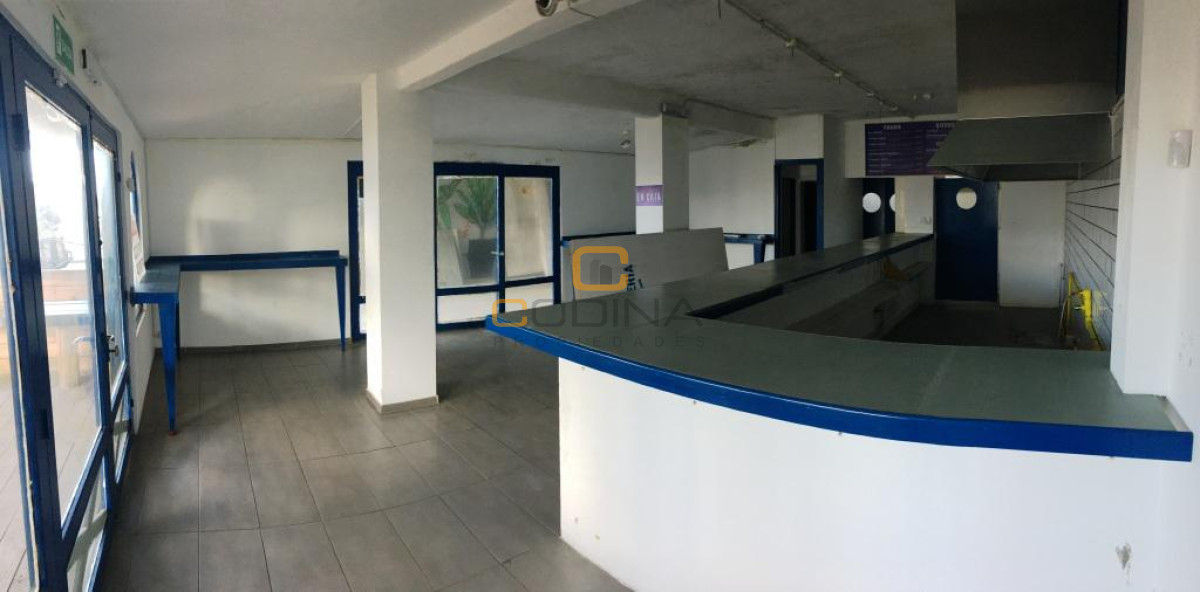 Local Comercial ID.775 - Local en alquiler en excelente ubicación en medio de la Barra