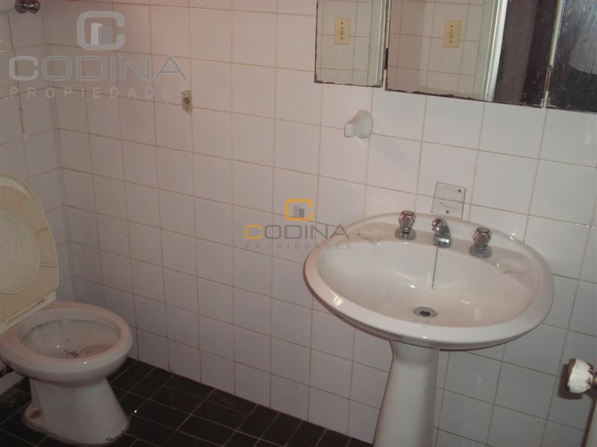 Local Comercial ID.241 - Local en La Barra, La Barra