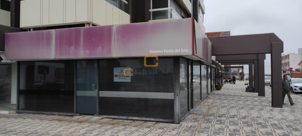Local Comercial ID.686 - Local en Punta del Este, Península