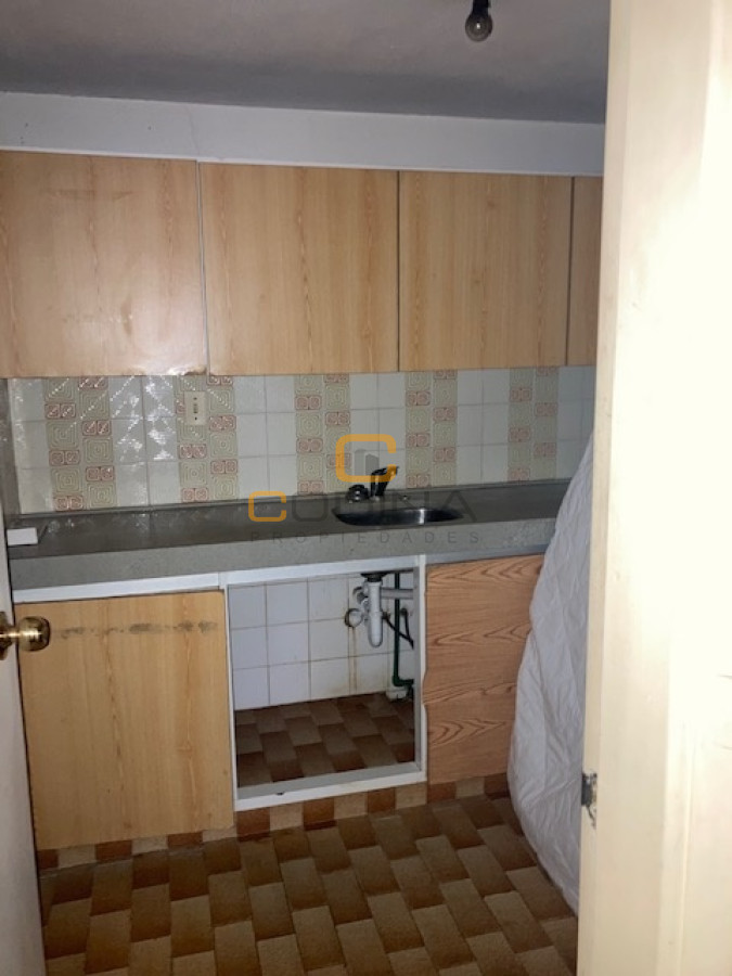 Local Comercial ID.686 - Local en Punta del Este, Península