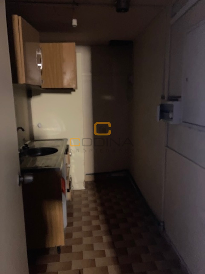 Local Comercial ID.686 - Local en Punta del Este, Península