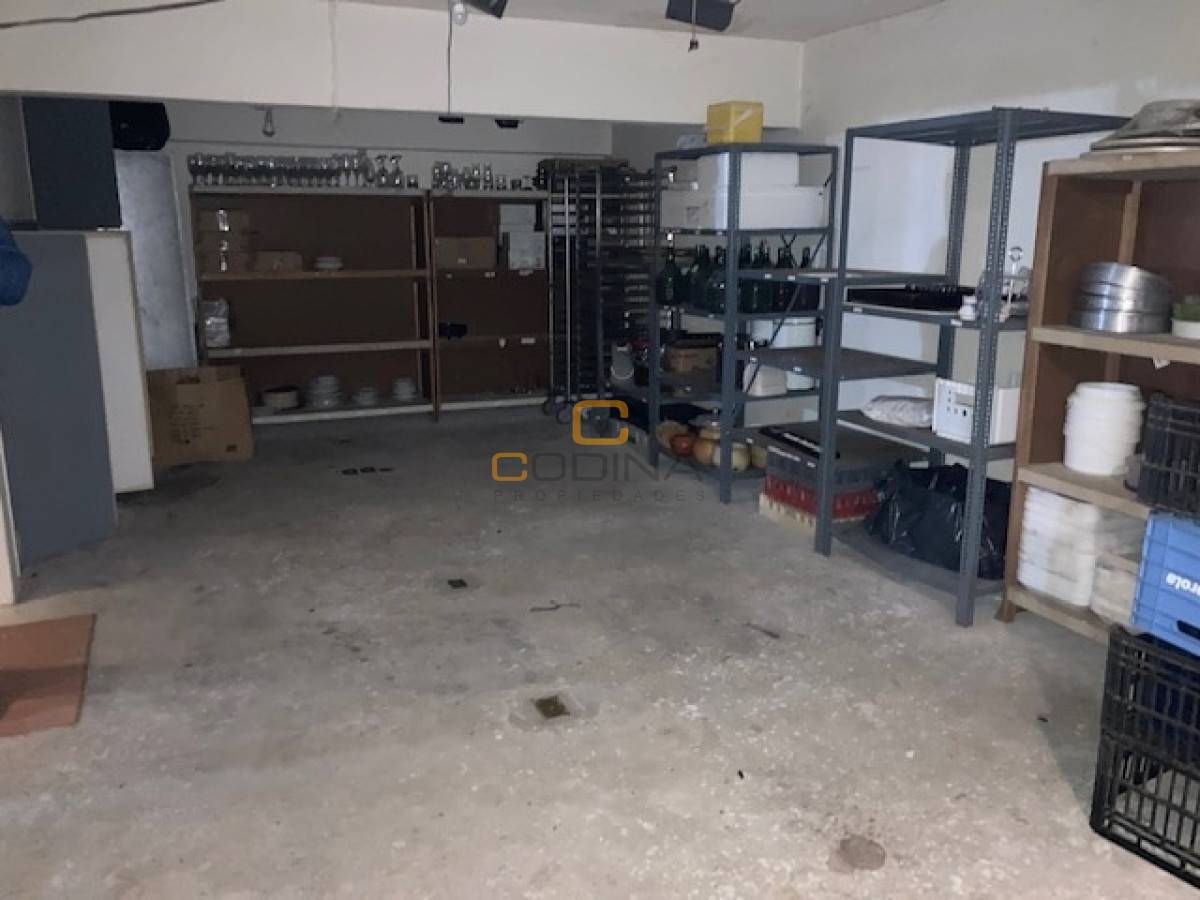 Local Comercial ID.686 - Local en Punta del Este, Península