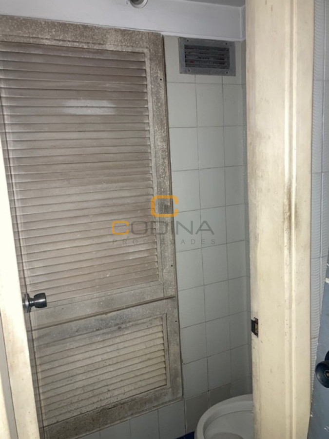 Local Comercial ID.686 - Local en Punta del Este, Península